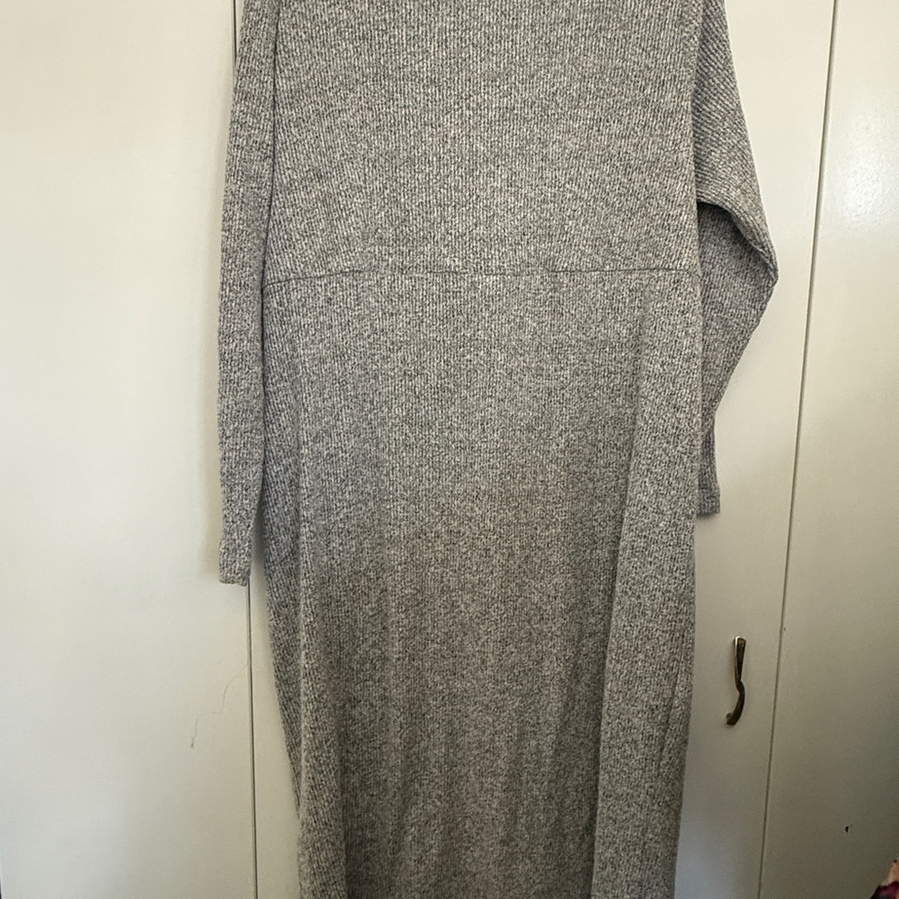 LOFT Heather Gray Long Sleeve Knit Dress - Picture 5 of 5